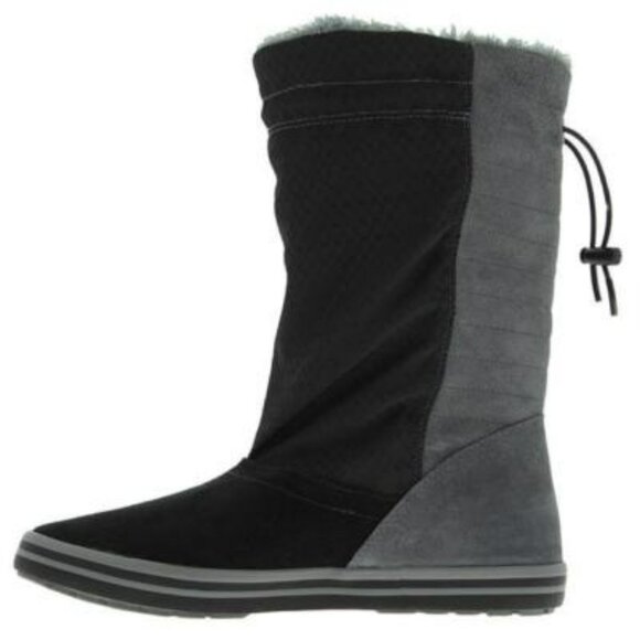Nike Facile Boot. Brand New. Womens Size: 6 - Picture 1 of 5